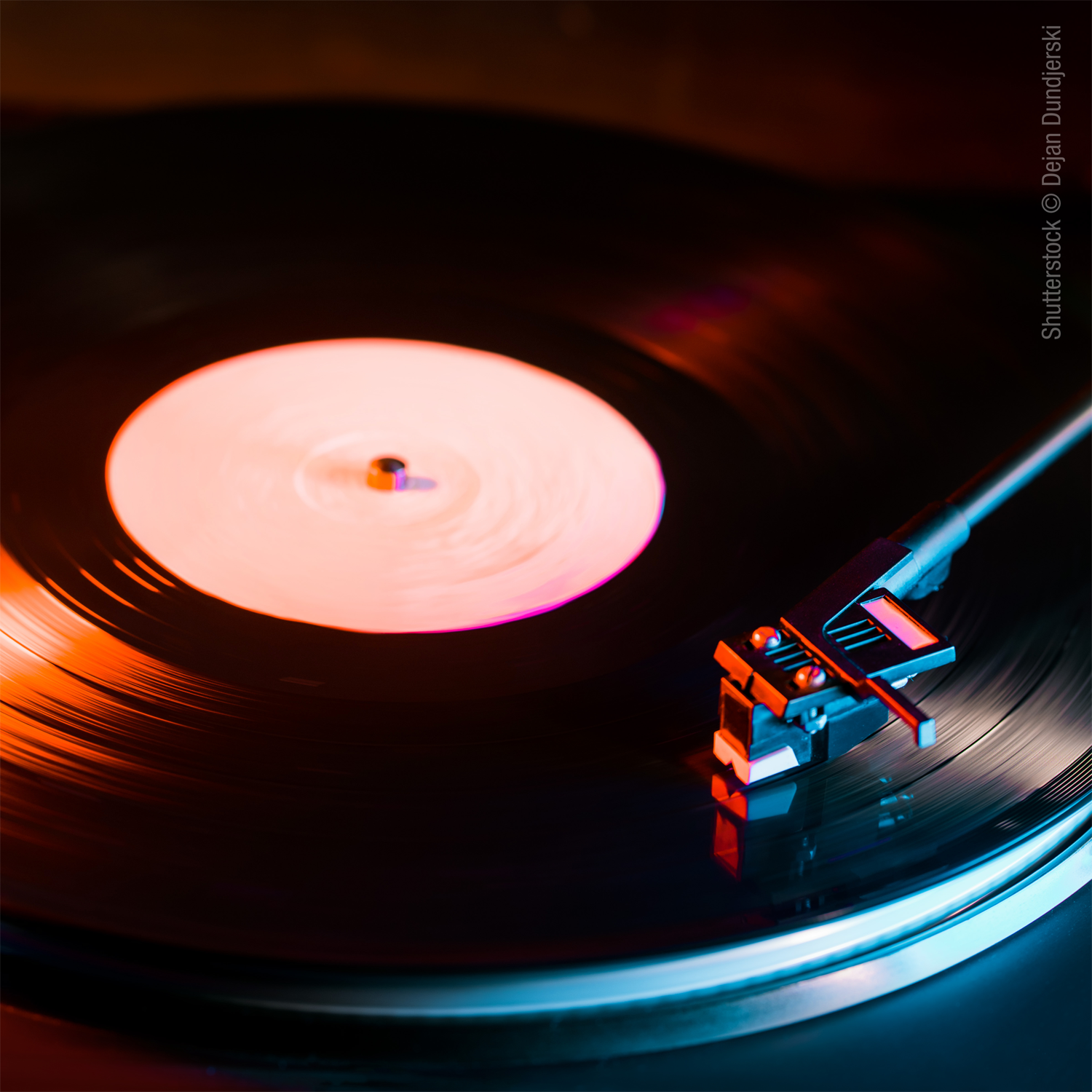 Balance Checker Plattengewicht mit Libelle Produktbild Plattengewicht mit Libelle Oehlbach grau rund Libelle zentriert klare Kunststoffabdeckung silbernes Oehlbach-Logo oben