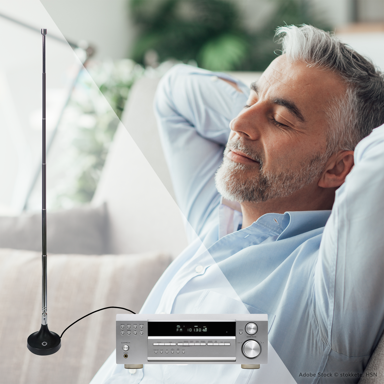 FM/DAB+ Stabantenne mit schwarzem Stab Adapter links daneben vor weißem Hintergrund