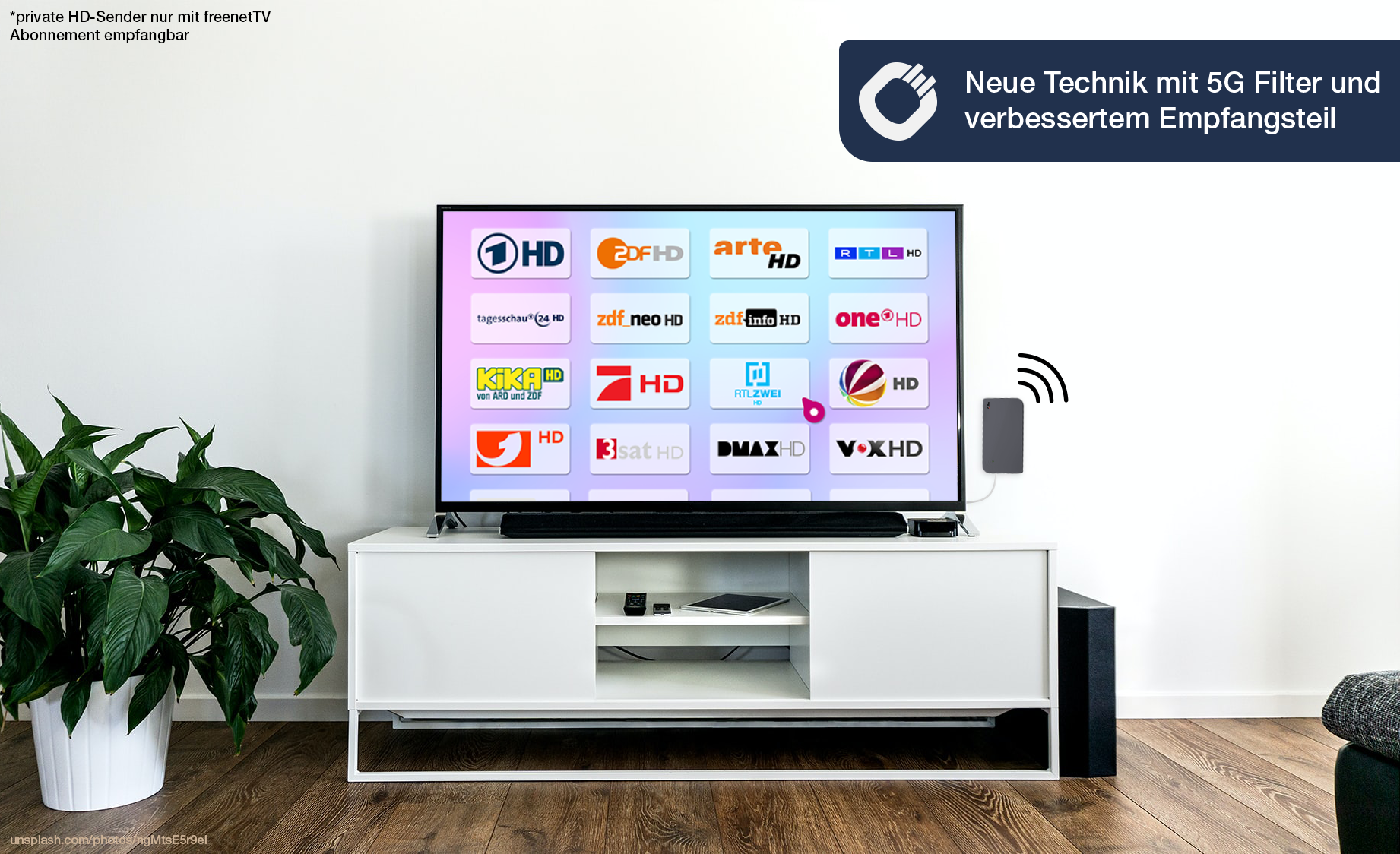 DVB-T2 Zimmerantenne Oehlbach schwarz rechteckig mit abgerundeten Ecken auf grauem Hintergrund